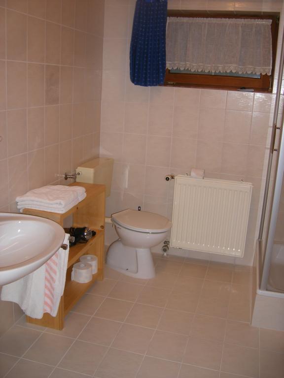 Ferienwohnungen Frick Möggers Zimmer foto