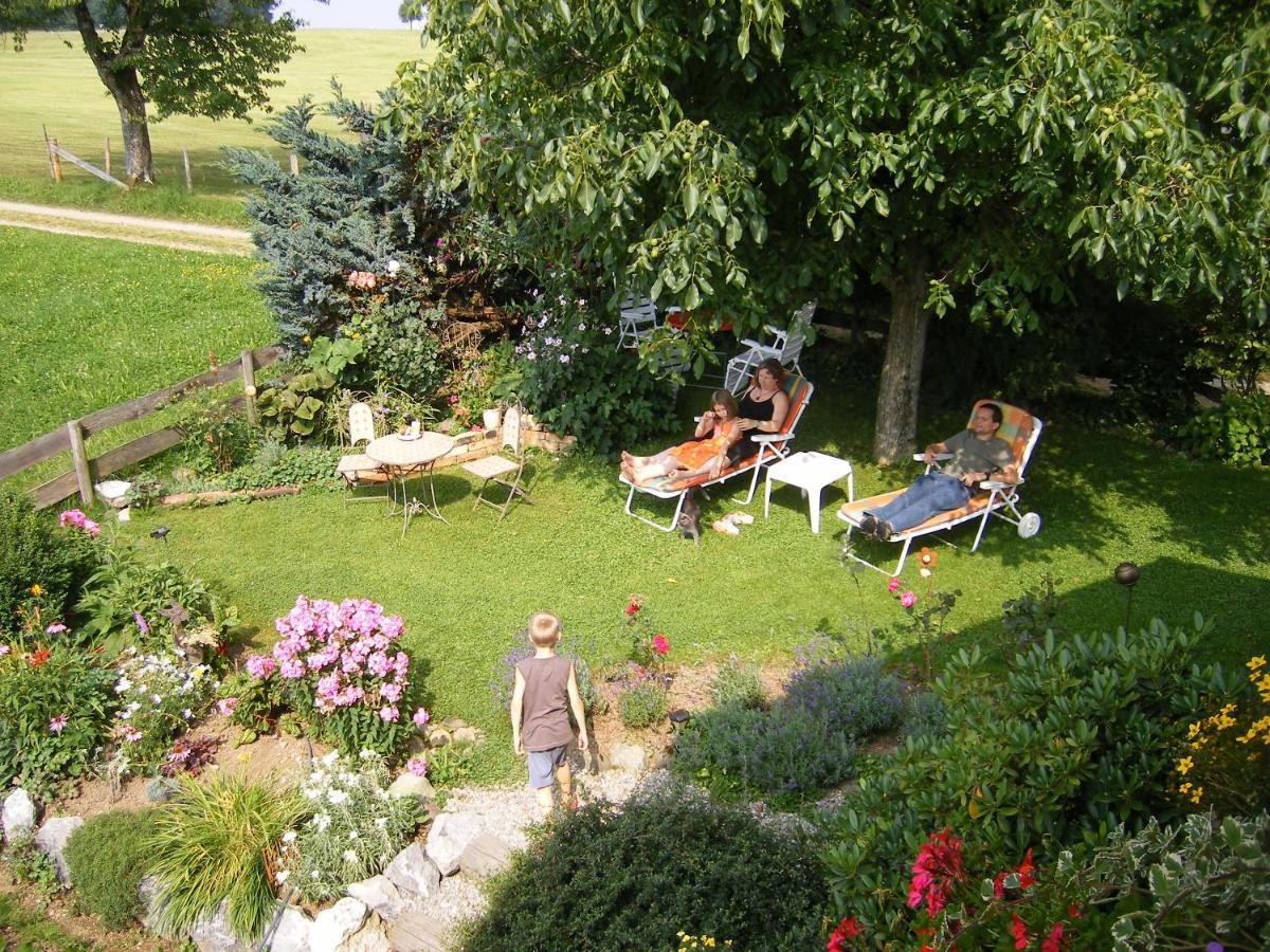 Ferienwohnungen Frick Möggers Exterior foto